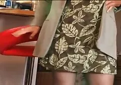 มันจบกับคนสองคนดึงแขนขาจากรู คลิป วีดีโอ โป๊